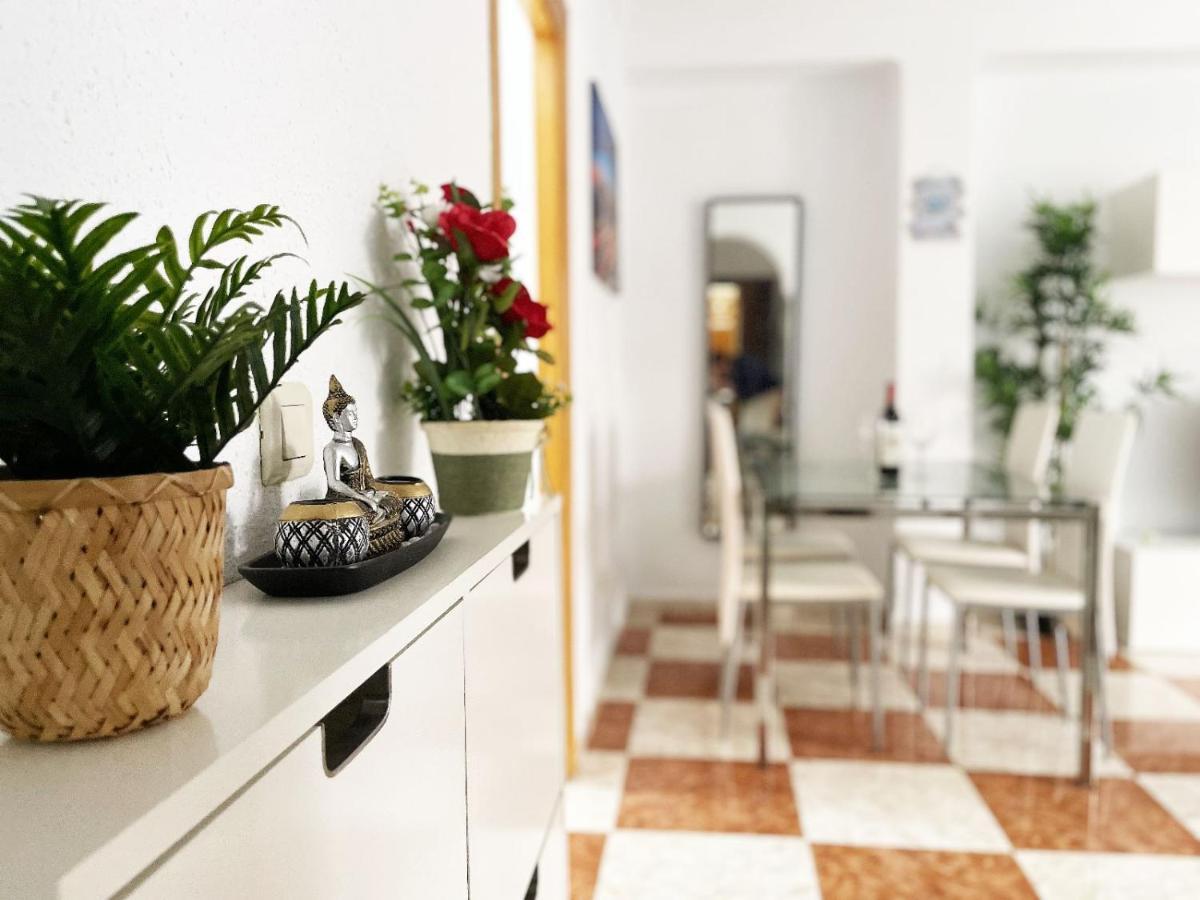Gran apartamento en el Centro Histórico Málaga Exterior foto
